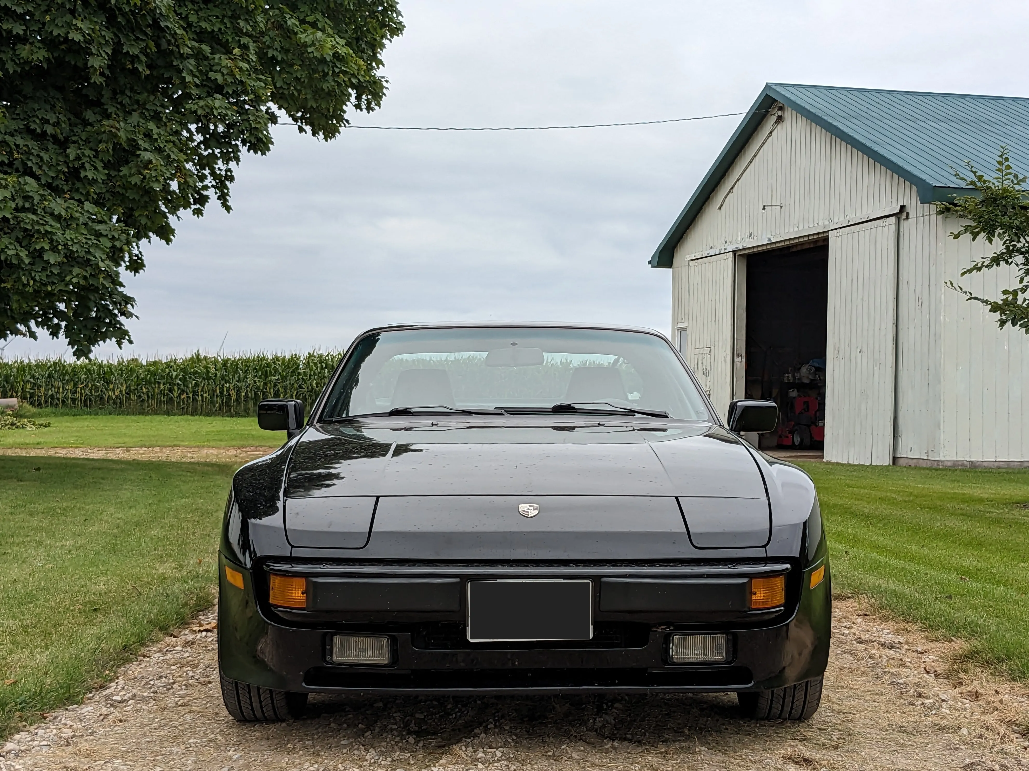 Porsche 944